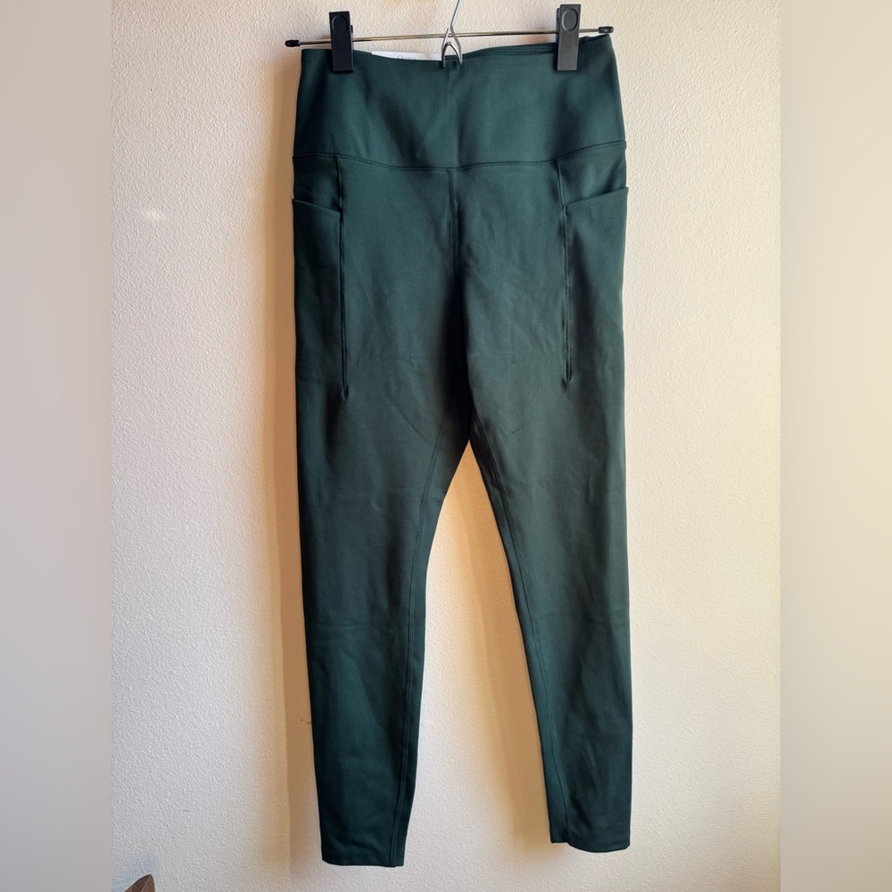 Danskin Evergreen Satin Stitch Leggings